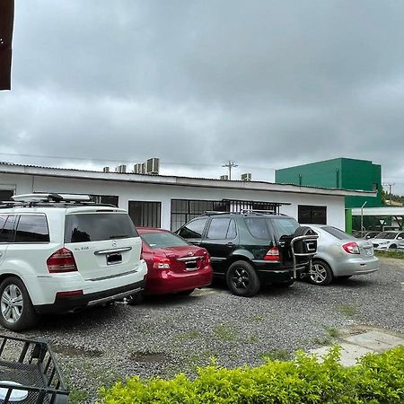 Hotel El Coco Alajuela Exterior foto